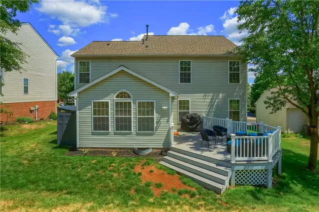 1821 Pioneer Drive gallery image 14