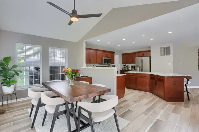 1821 Pioneer Drive gallery image 16
