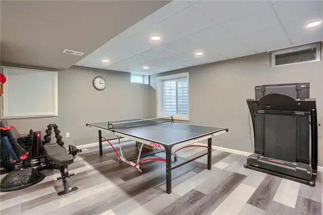 1821 Pioneer Drive gallery image 18