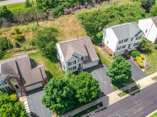 1821 Pioneer Drive gallery image 22