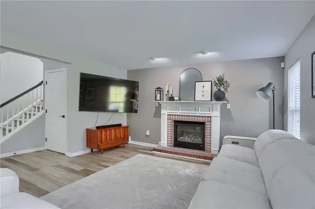 1821 Pioneer Drive gallery image 23