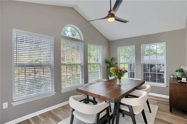 1821 Pioneer Drive gallery image 34