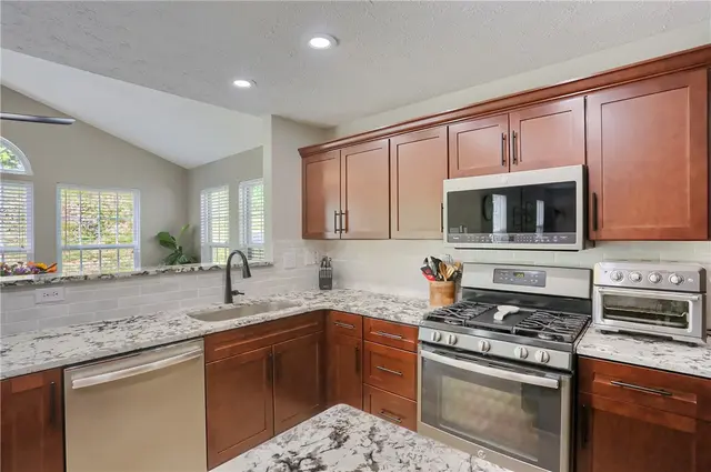 1821 Pioneer Drive gallery image 48