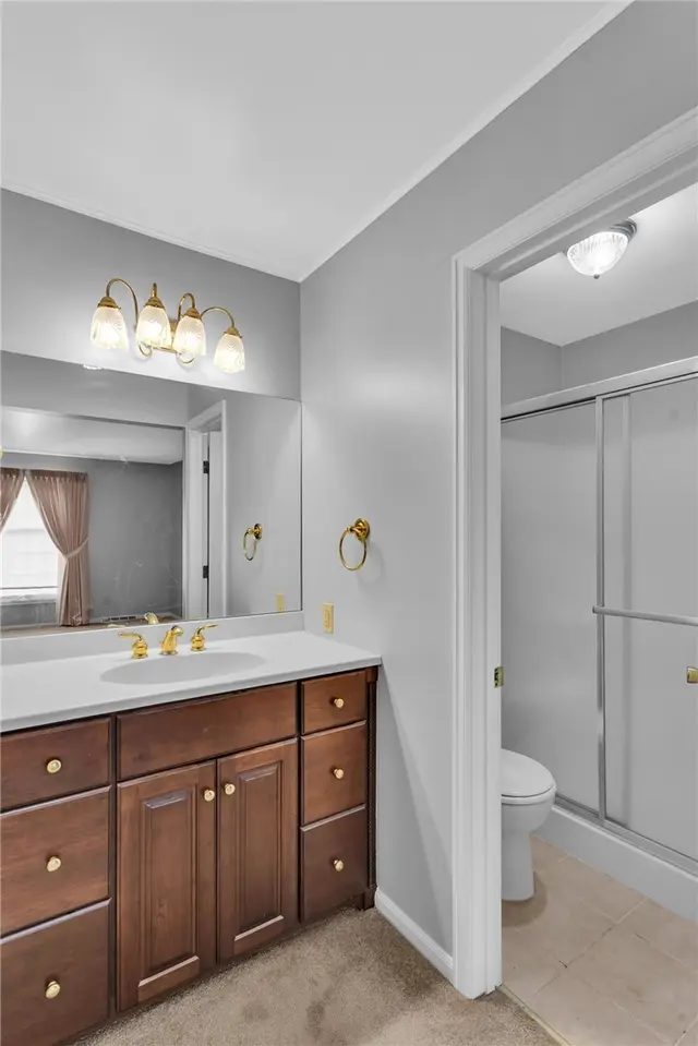 1825 Foxcroft Ln 404 gallery image 10