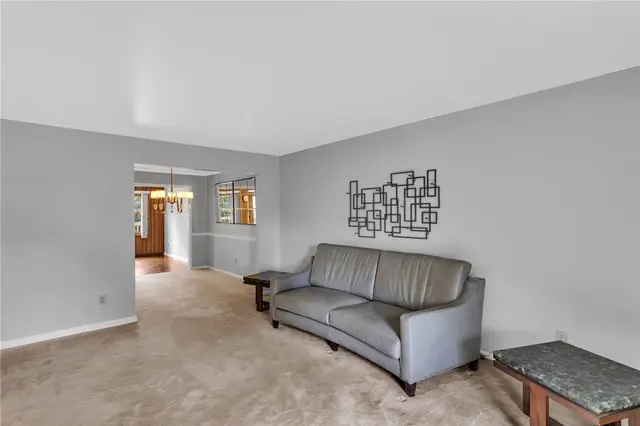 1825 Foxcroft Ln 404 gallery image 11