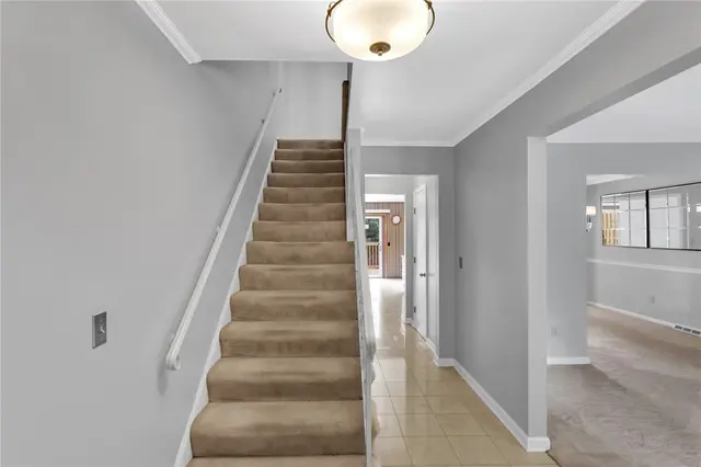 1825 Foxcroft Ln 404 gallery image 13