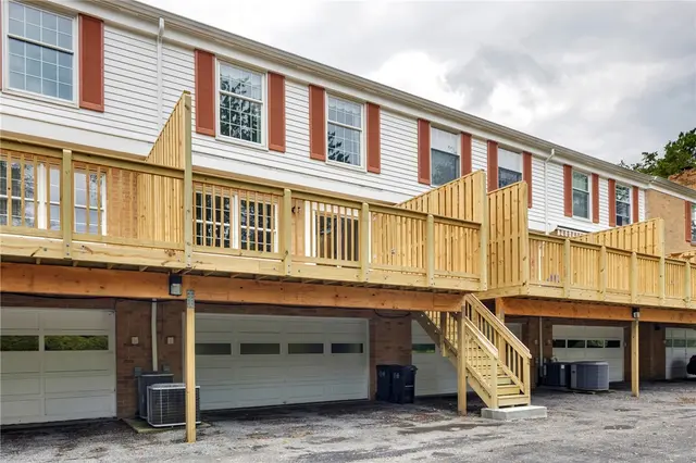 1825 Foxcroft Ln 404 gallery image 18