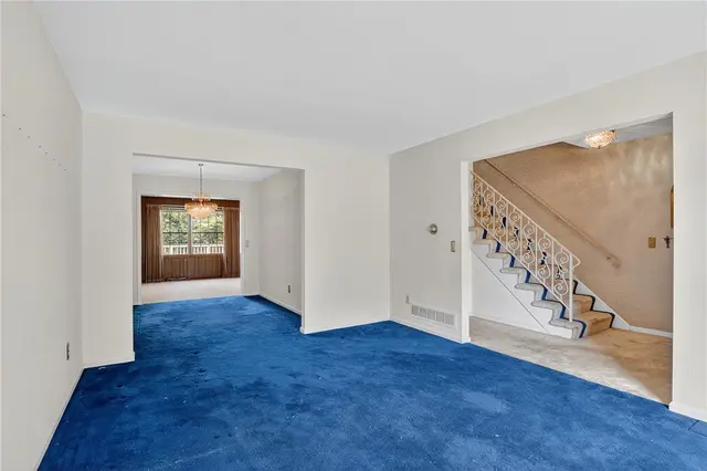 1825 Foxcroft Ln 405 gallery image 6