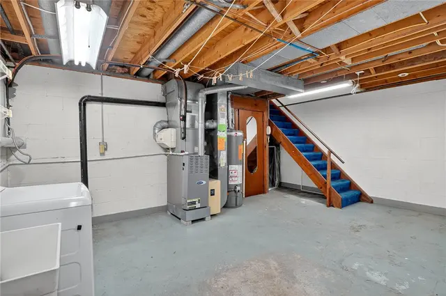 1825 Foxcroft Ln 405 gallery image 9