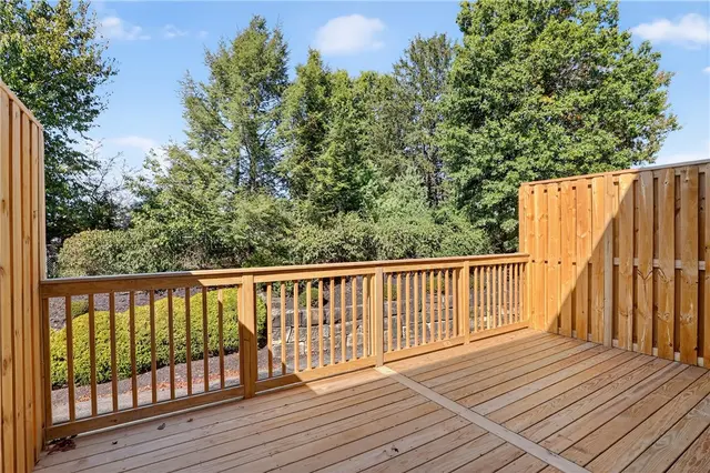 1825 Foxcroft Ln 405 gallery image 31