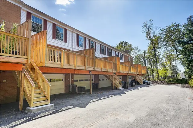 1825 Foxcroft Ln 405 gallery image 34