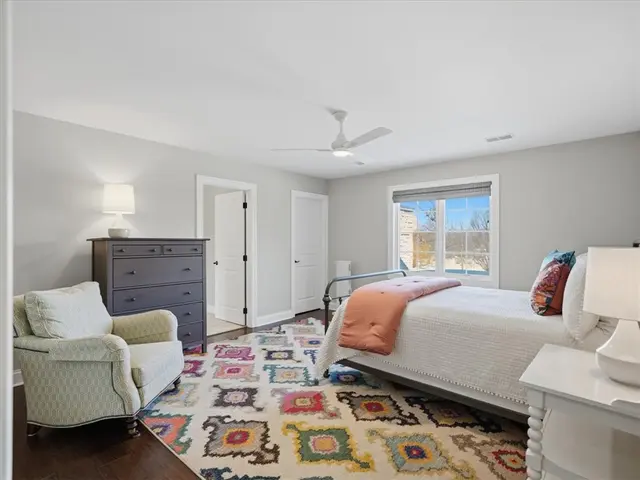 1826 Willow Oak Dr gallery image 27