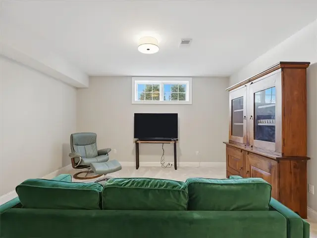 1826 Willow Oak Dr gallery image 31