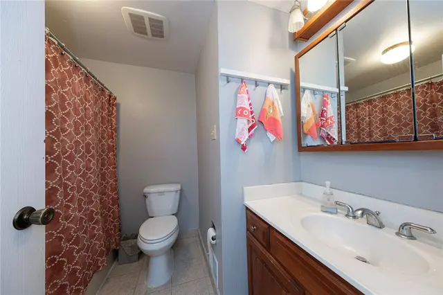 184 Birch Ct gallery image 18