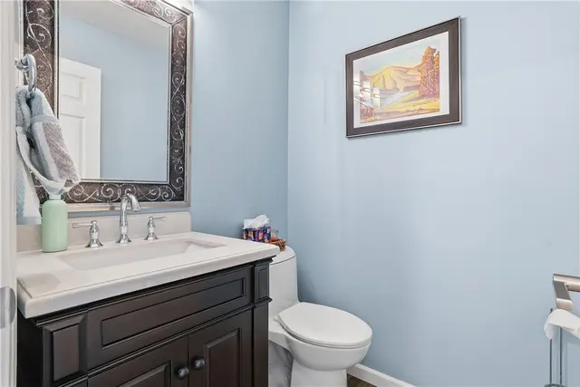 186 Bayberry Ln gallery image 8