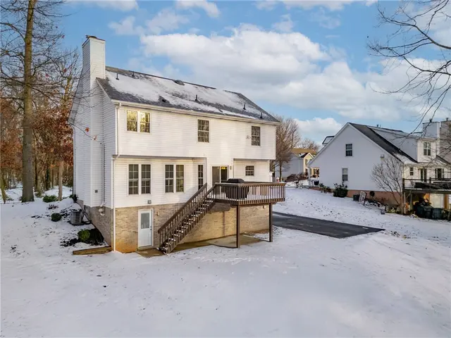 186 Bayberry Ln gallery image 11