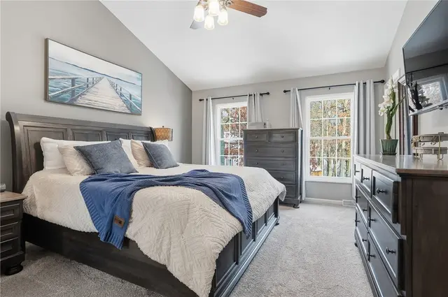 186 Bayberry Ln gallery image 14