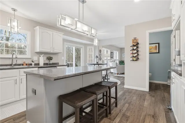 186 Bayberry Ln gallery image 27