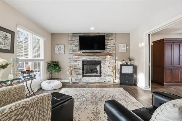 186 Bayberry Ln gallery image 37