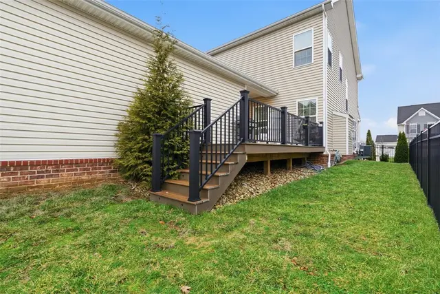 186 Bucktail Drive gallery image 42