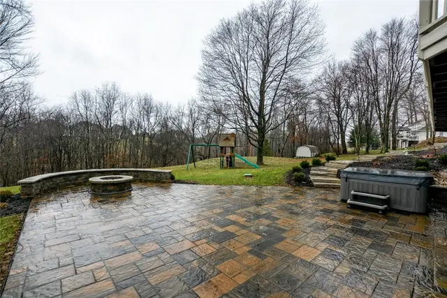 186 DAVIDSON ROAD gallery image 17