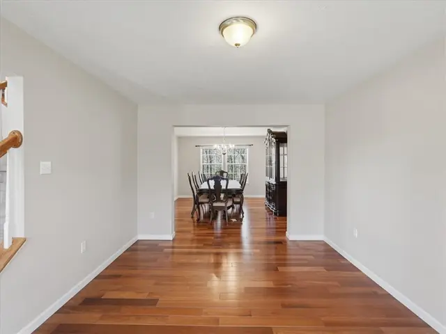1885 Pioneer Dr gallery image 5