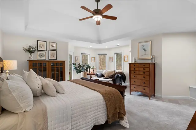 189 Wedgewood Dr gallery image 9