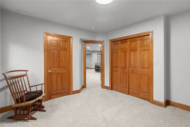189 Wedgewood Dr gallery image 18