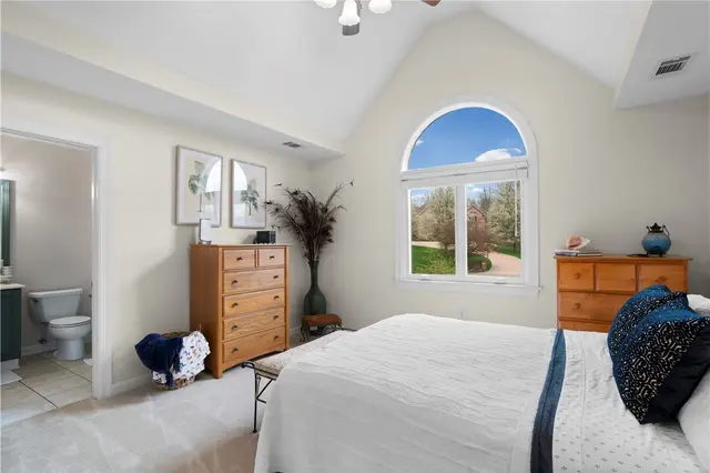 189 Wedgewood Dr gallery image 28