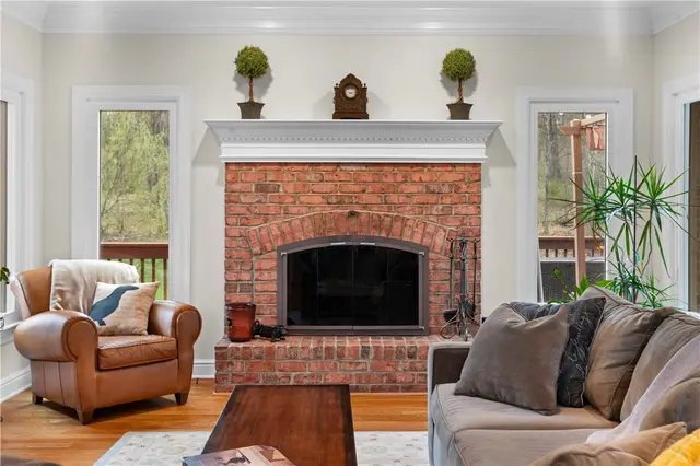 189 Wedgewood Dr gallery image 31