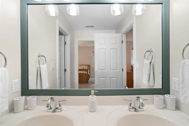 189 Wedgewood Dr gallery image 36