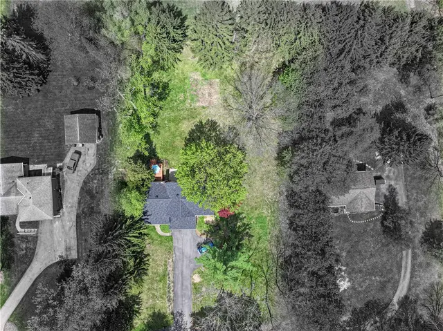 190 Kildee Dr gallery image 6