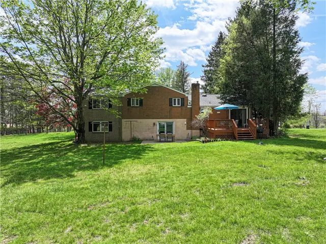 190 Kildee Dr gallery image 11