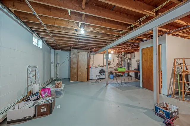 190 Kildee Dr gallery image 14