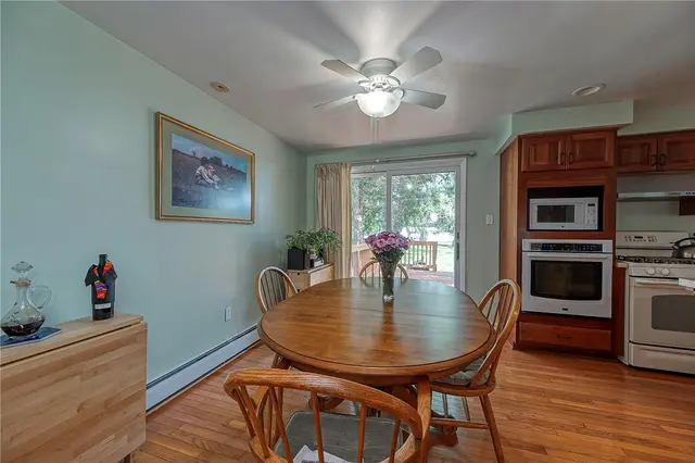 190 Kildee Dr gallery image 19