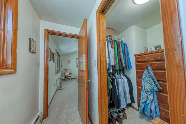 190 Kildee Dr gallery image 21