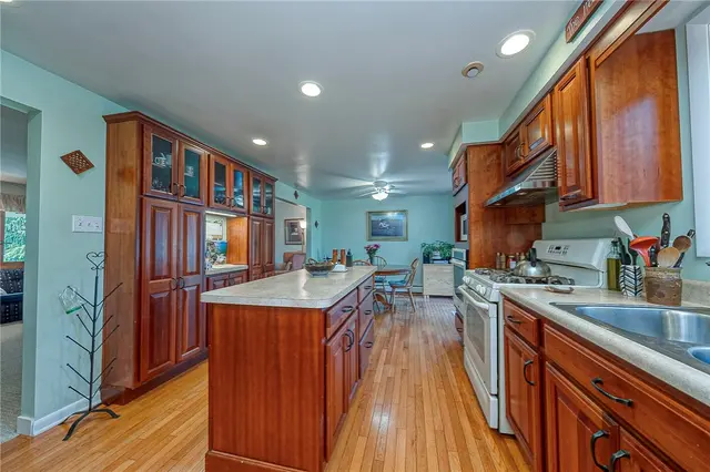 190 Kildee Dr gallery image 25