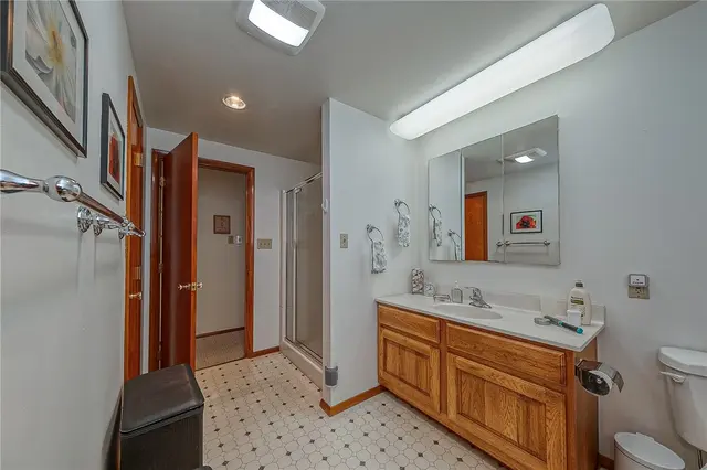 190 Kildee Dr gallery image 30
