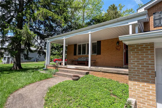 190 Kildee Dr gallery image 34