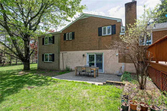 190 Kildee Dr gallery image 37