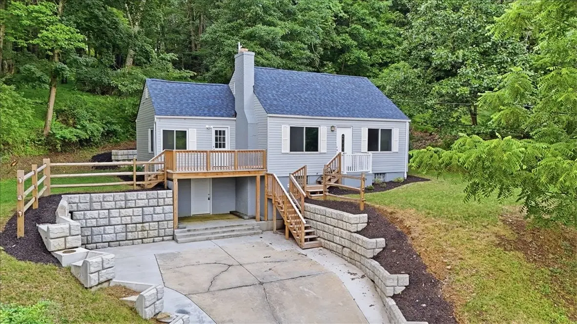 190 Pine Creek ROAD