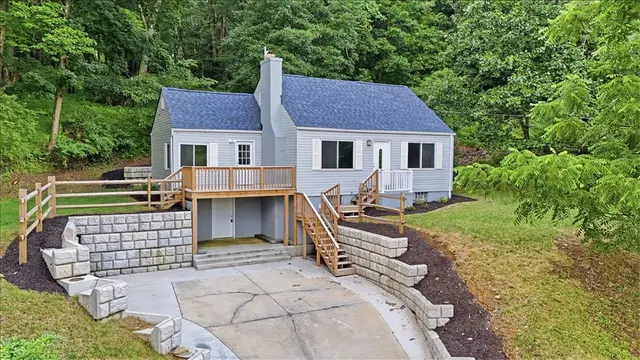 190 Pine Creek ROAD