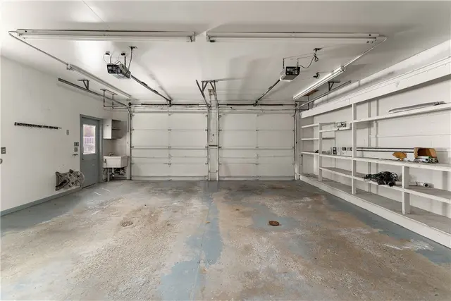 190 S Chapel Drive gallery image 5