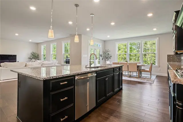 1903 Kimberly Ct gallery image 30