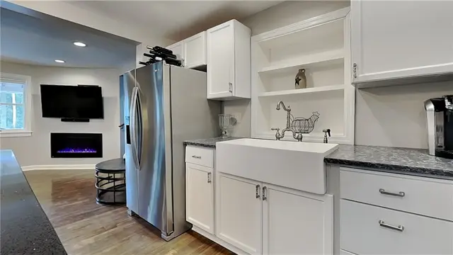 191 Manor Rd. gallery image 21