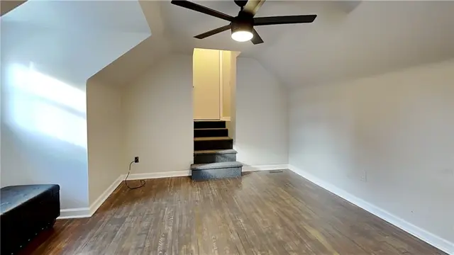 191 Manor Rd. gallery image 30