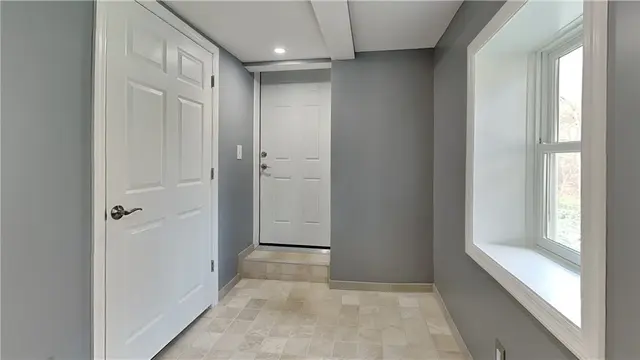 191 Manor Rd. gallery image 48