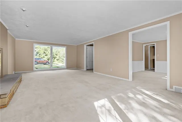 1918 Concord Dr. gallery image 3