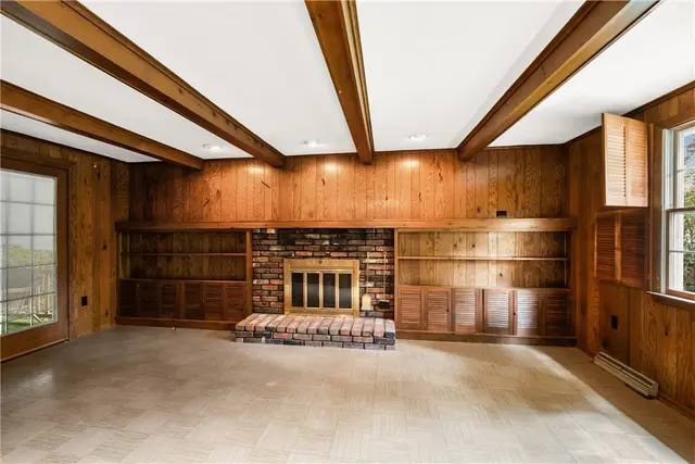 1942 Overland Ct gallery image 5