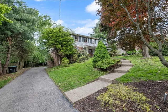 1942 Overland Ct gallery image 15